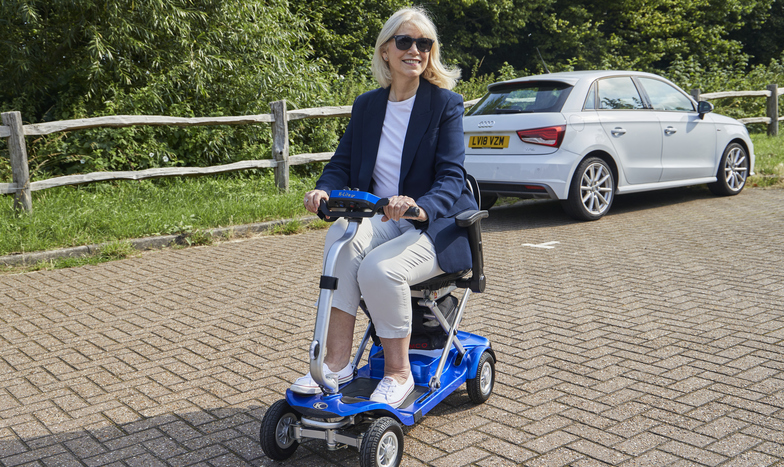 What is a foldable/travel scooter & who is it for?